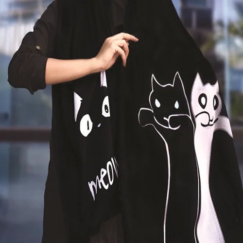 شال گربه سیاه و سفید